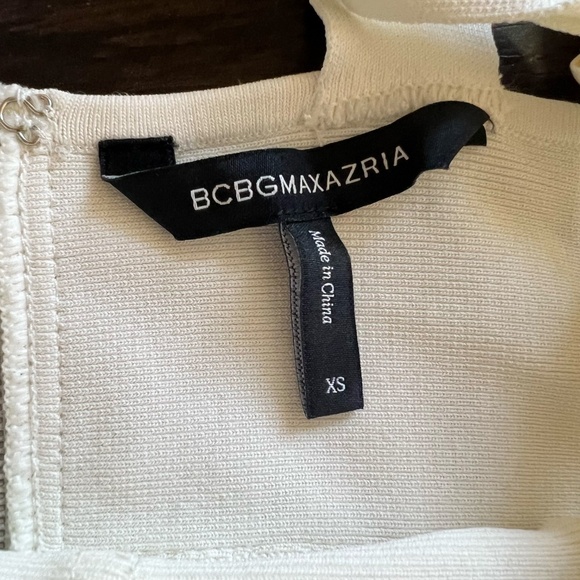 BCBGMAXARIA Bandage Top With Ribbons Size XS - Off White - Picture 4 of 5